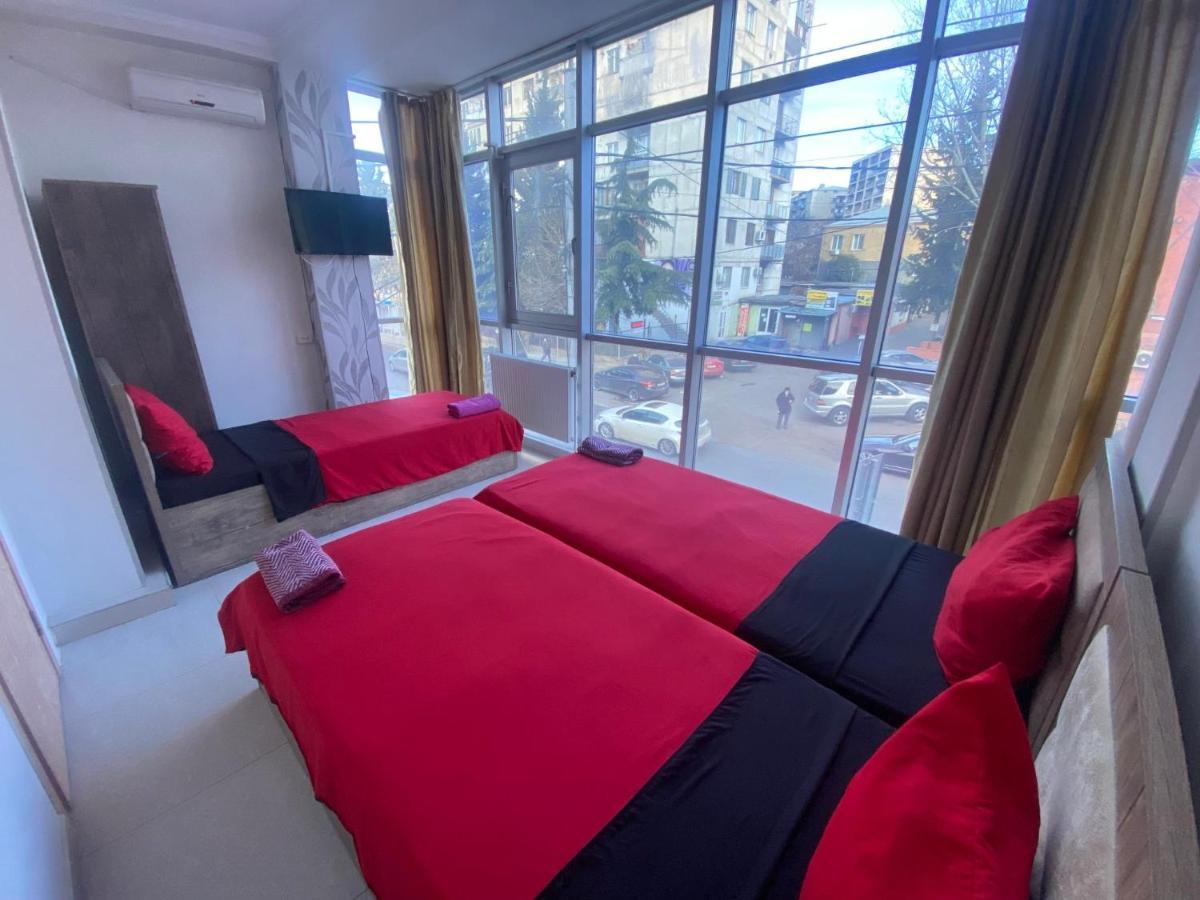 Hotel G & J Tiflis Exterior foto